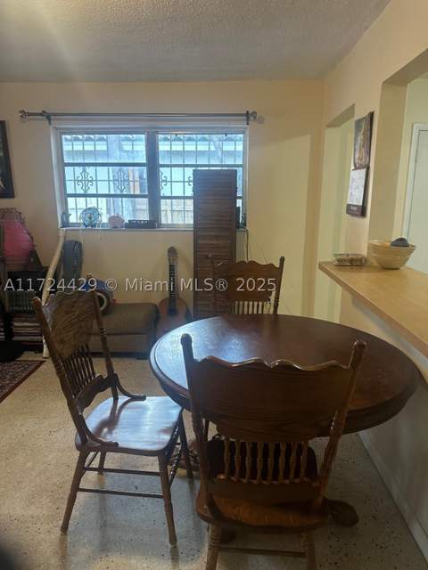 133 NE 48th St, Miami FL - photo 6 of 32