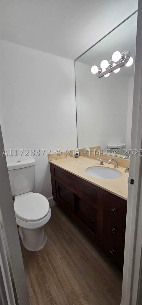 500 Bayview Dr 1117, Sunny Isles Beach FL - photo 10 of 16