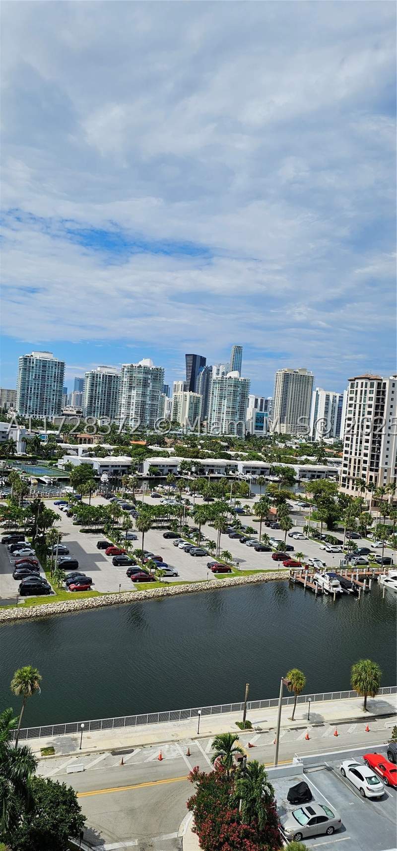 1 bedroom Condominium at 500 Bayview Dr 1117, Intracoastal Waterway, Sunny Isles Beach — photo 3