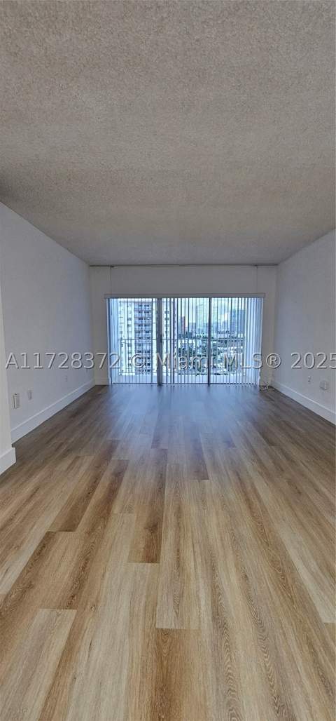 500 Bayview Dr 1117, Sunny Isles Beach FL - photo 7 of 16