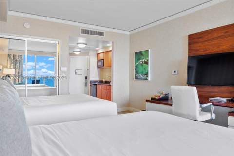 18001 Collins Ave 916, Sunny Isles Beach FL - photo 9 of 19