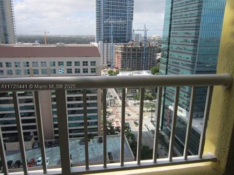 170 SE 14th St 2306, Miami FL - photo 19 of 32