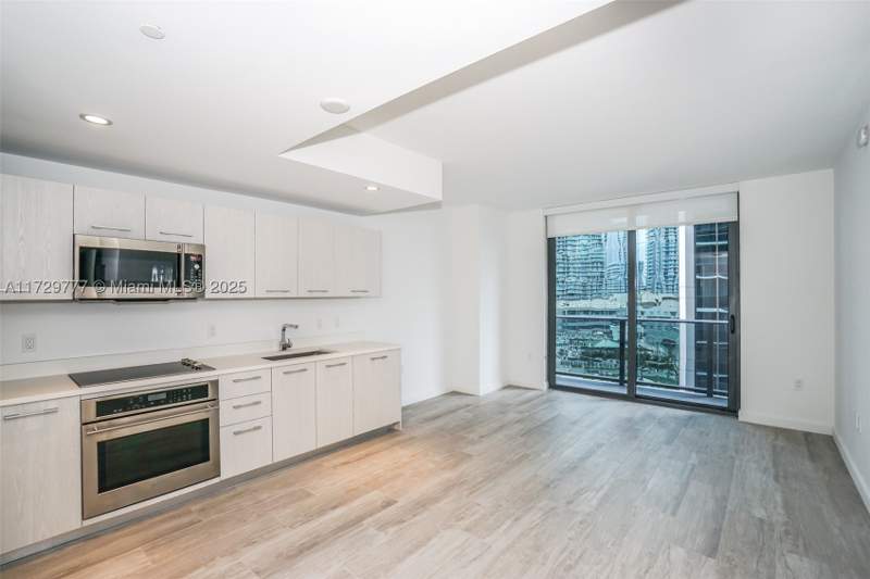 1 bedroom Condominium at 55 SW 9 Street 1407, Brickell Heights West, Miami — photo 3