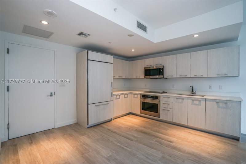 1 bedroom Condominium at 55 SW 9 Street 1407, Brickell Heights West, Miami — photo 5
