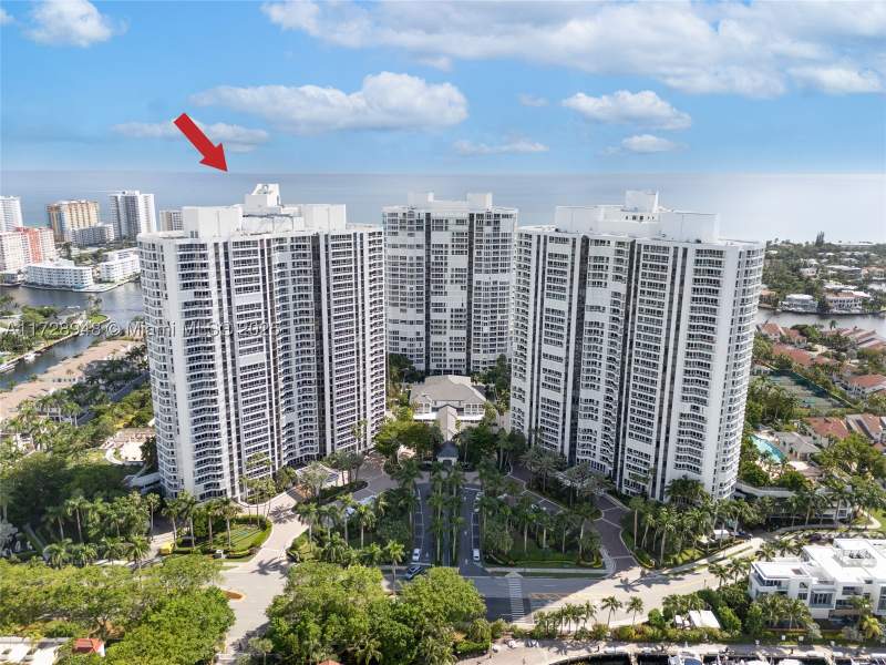 3 bedroom Condominium at 21205 Yacht Club Dr 805, North Tower At The Point, Aventura — photo 2