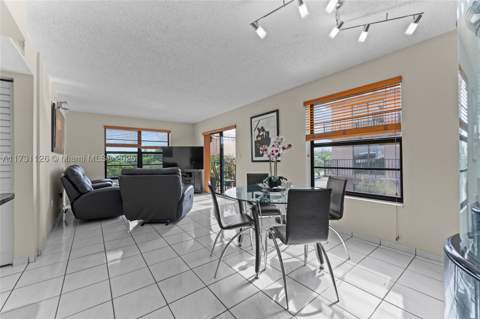 605 NW 72nd Ave 406, Miami FL - photo 18 of 28