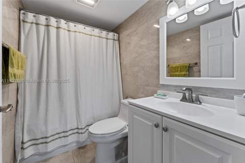 605 NW 72nd Ave 406, Miami FL - photo 8 of 28