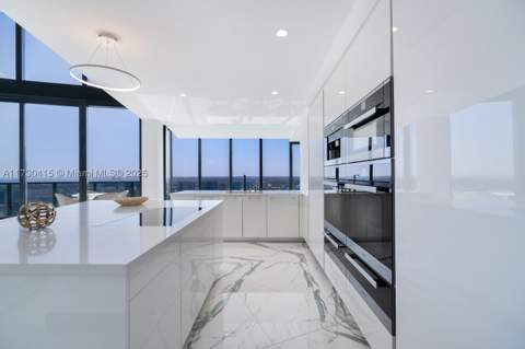 18555 Collins Ave 4203, Sunny Isles Beach FL - photo 13 of 57