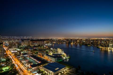 18555 Collins Ave 4203, Sunny Isles Beach FL - photo 7 of 57