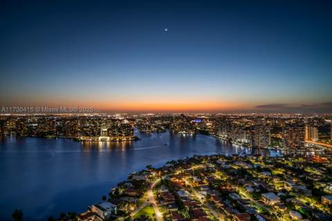 18555 Collins Ave 4203, Sunny Isles Beach FL - photo 8 of 57