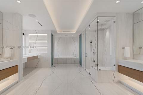 1006 Links Drive, Miami Beach FL - photo 18 of 32