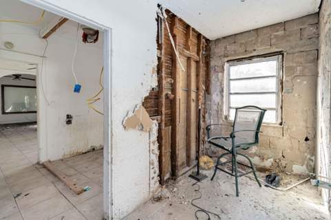 1839 NW 49th Street, Miami FL - photo 11 of 30