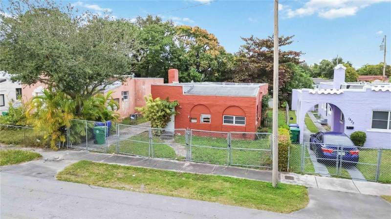 4 bedroom SingleFamilyResidence at 1839 NW 49th Street, 17TH AVE MANOR, Miami — photo 3