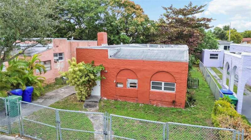 4 bedroom SingleFamilyResidence at 1839 NW 49th Street, 17TH AVE MANOR, Miami — photo 4