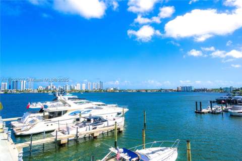 17301 Biscayne Blvd 207, North Miami Beach FL - photo 11 of 38