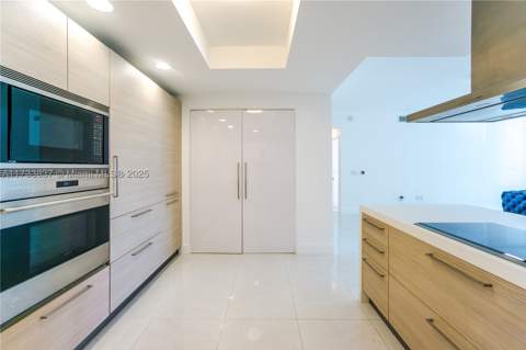 17301 Biscayne Blvd 207, North Miami Beach FL - photo 18 of 38