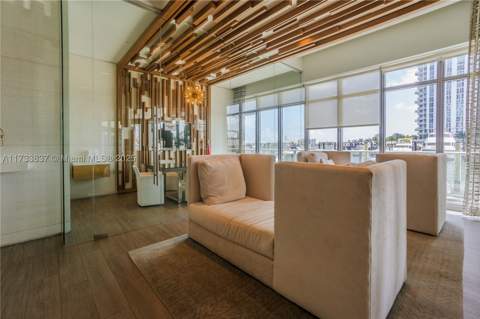 17301 Biscayne Blvd 207, North Miami Beach FL - photo 24 of 38