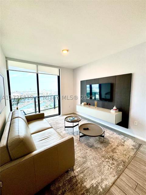 398 NE 5th St 1510, Miami FL - photo 20 of 36