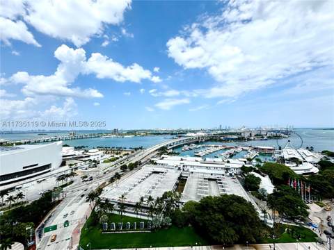 398 NE 5th St 1510, Miami FL - photo 23 of 36