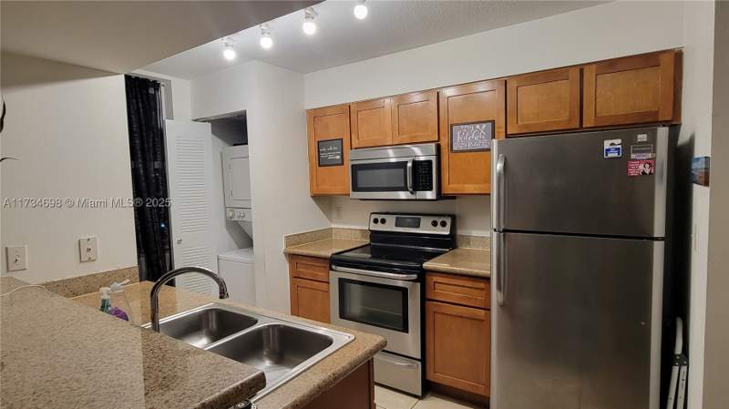2 bedroom Condominium at 219 NW 12th Ave 1004, San Lorenzo Condo, Miami — photo 3