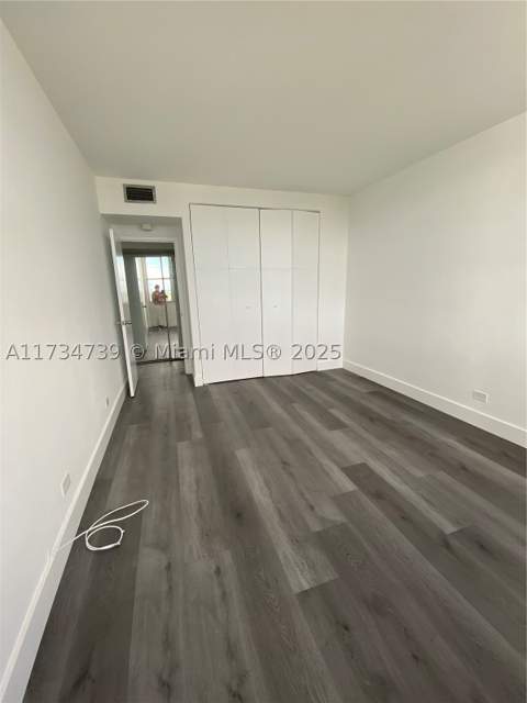 7441 Wayne Ave 6B, Miami Beach FL - photo 10 of 36