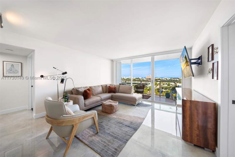 2 bedroom Condominium at 650 West Ave 1004, The Floridian Condo, Miami Beach — photo 2