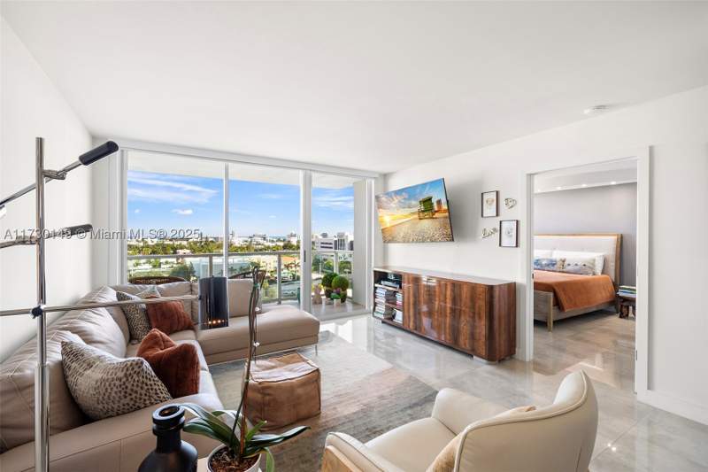 2 bedroom Condominium at 650 West Ave 1004, The Floridian Condo, Miami Beach — photo 5
