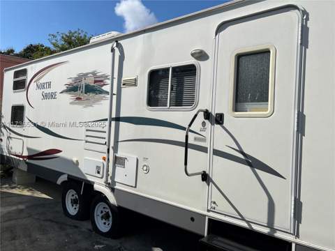 6730 NE Miami Pl, Miami FL - photo 16 of 17