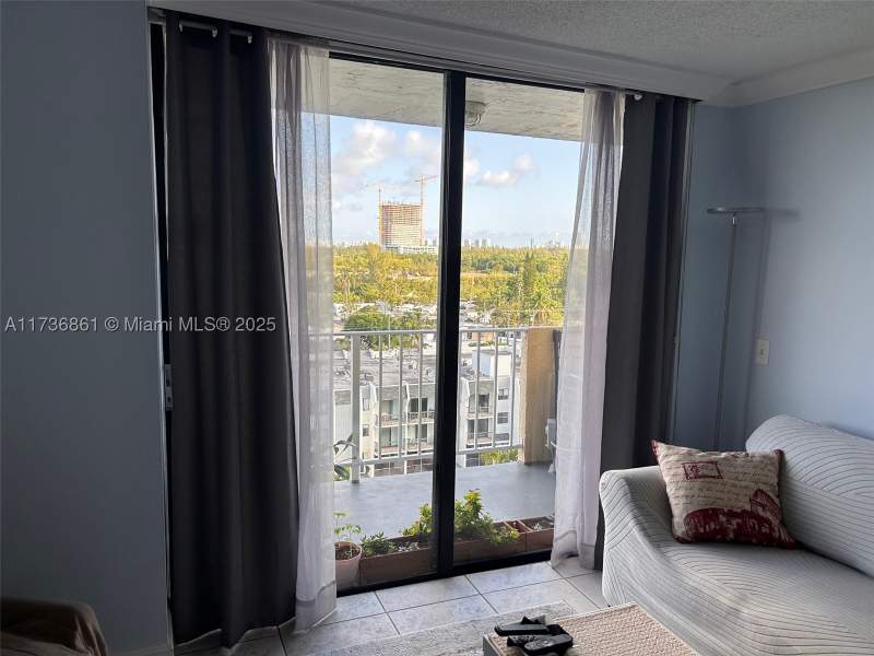 2 bedroom Condominium at 2350 NE 135th St 903, Vecino Del Mar Condo, North Miami — photo 3