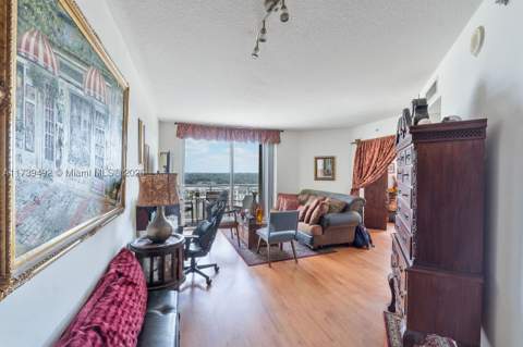 9055 SW 73rd Ct 903, Miami FL - photo 17 of 23