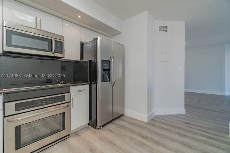 2 bedroom Condominium at 3530 Mystic Pointe Dr 1513, Mystic Pointe Tower 500, Aventura — photo 4