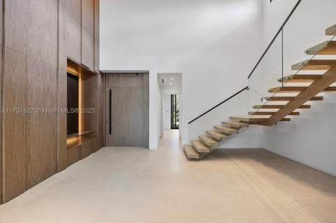 960 Mariner Dr, Key Biscayne FL - photo 15 of 79