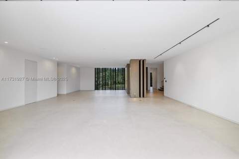 960 Mariner Dr, Key Biscayne FL - photo 16 of 79