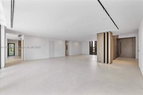 960 Mariner Dr, Key Biscayne FL - photo 18 of 79