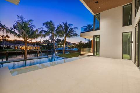 960 Mariner Dr, Key Biscayne FL - photo 6 of 79
