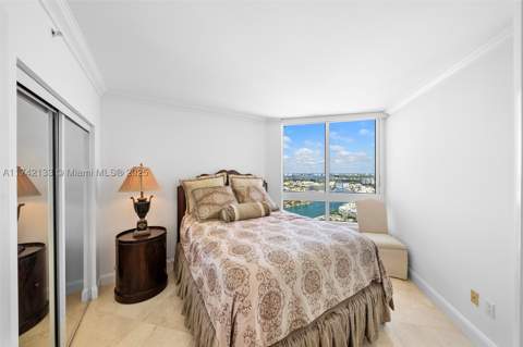 6365 Collins Ave 3801, Miami Beach FL - photo 21 of 25