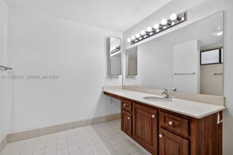 481 Ives Dairy Rd 105-4, Miami FL - photo 18 of 37