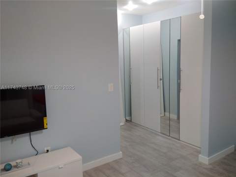 1525 Meridian Ave 104, Miami Beach FL - photo 12 of 28