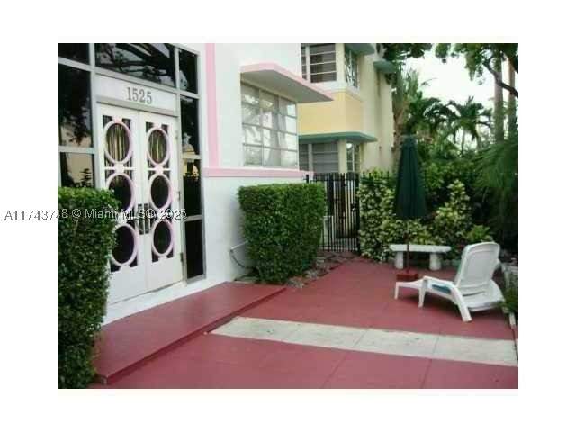 1 bedroom StockCooperative at 1525 Meridian Ave 104, Wallian Co-Op Apts Inc, Miami Beach — photo 2