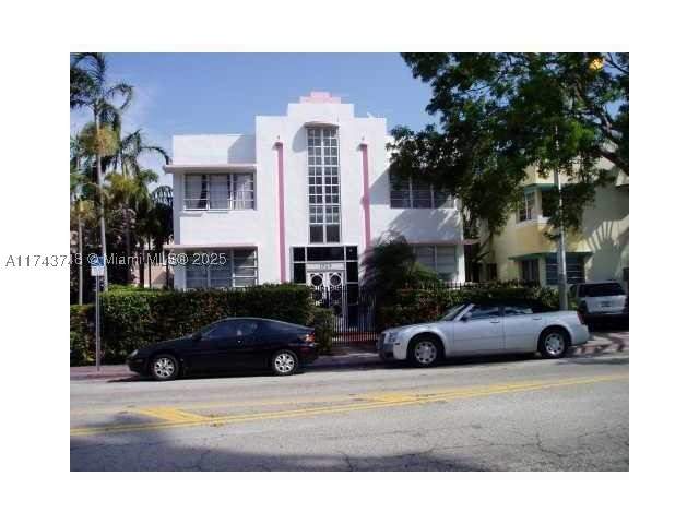 1 bedroom StockCooperative at 1525 Meridian Ave 104, Wallian Co-Op Apts Inc, Miami Beach — photo 3