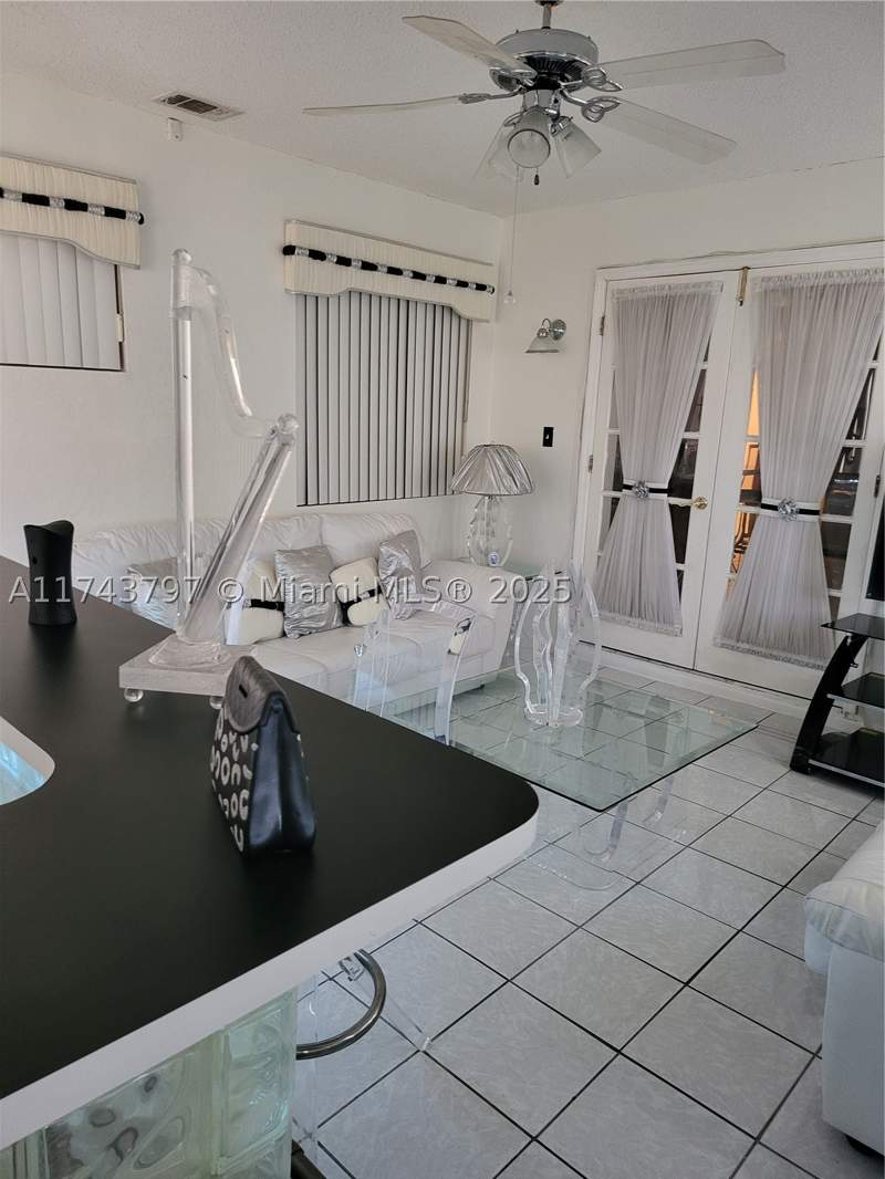 3 bedroom SingleFamilyResidence at 6771 NW 199th Ter, Country Lake Homes 2nd Ad, Hialeah — photo 5