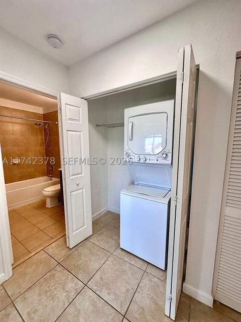 22441 SW 88th Pl 301-5, Cutler Bay FL - photo 17 of 29