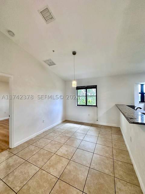 22441 SW 88th Pl 301-5, Cutler Bay FL - photo 9 of 29