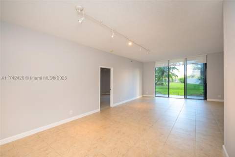 3300 NE 192nd St 111, Aventura FL - photo 14 of 30