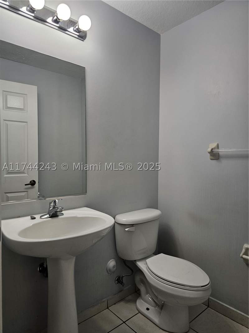 3 bedroom Townhouse at 14122 SW 260th St 103, Cedars Woods Homes Condo, Homestead — photo 5