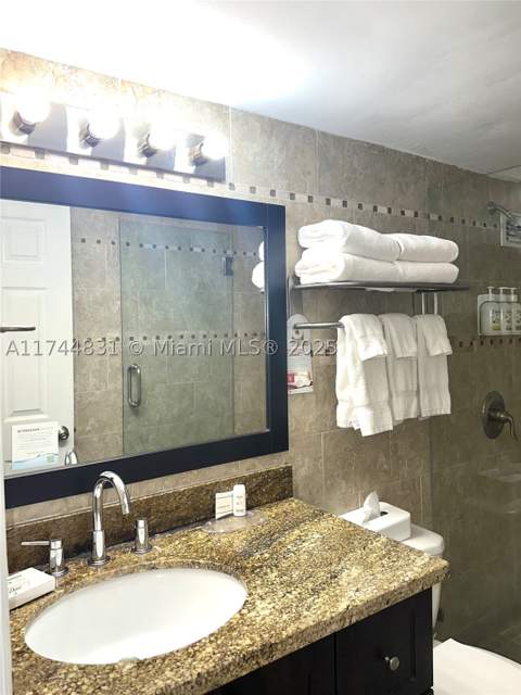 19201 Collins Ave 435, Sunny Isles Beach FL - photo 11 of 15