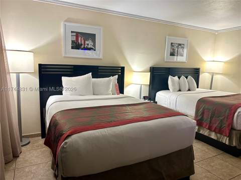 19201 Collins Ave 435, Sunny Isles Beach FL - photo 6 of 15