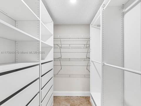10900 SW 104th St 114, Miami FL - photo 10 of 31