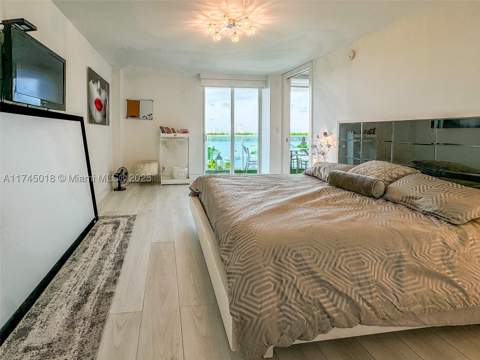 100 Bayview Dr 721, Sunny Isles Beach FL - photo 12 of 33