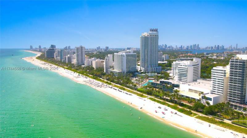 2 bedroom Condominium at 4401 Collins Ave 2114/2116, Fontainebleau II Tresor, Miami Beach — photo 3
